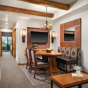 One Bedroom Suite Kitchenette